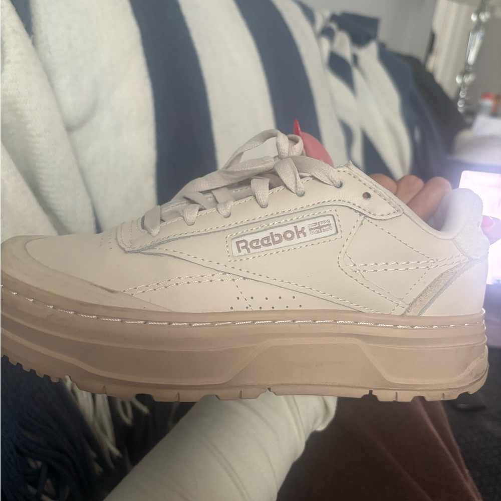Reebok Women's Club C Double GEO Beige